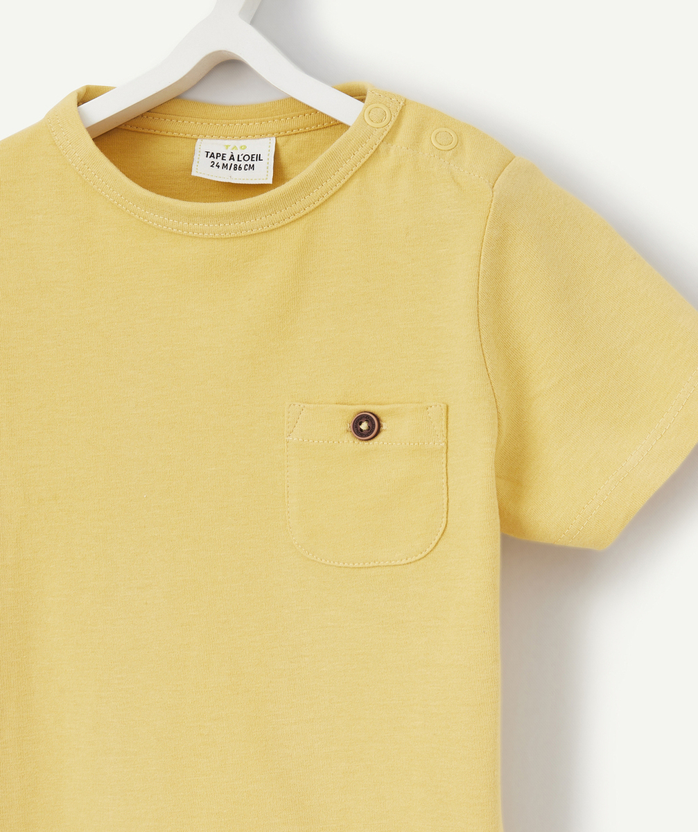 T-SHIRT BÉBÉ GARÇON MOUTARDE EN COTON BIO AVEC POCHE