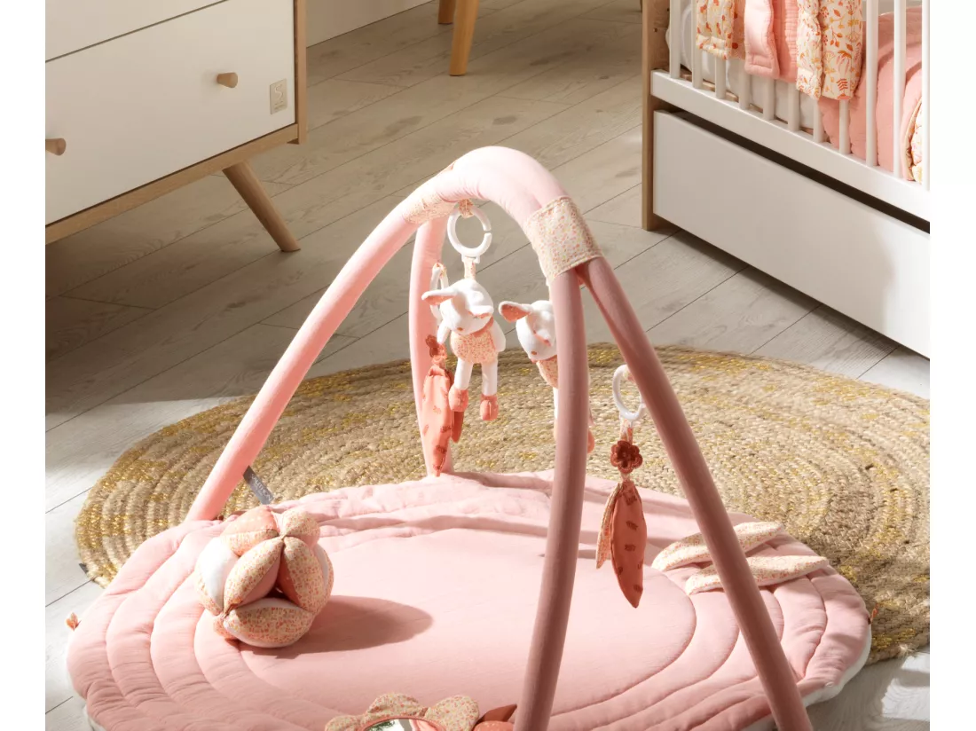 Tapis d'éveil avec arches en coton rose