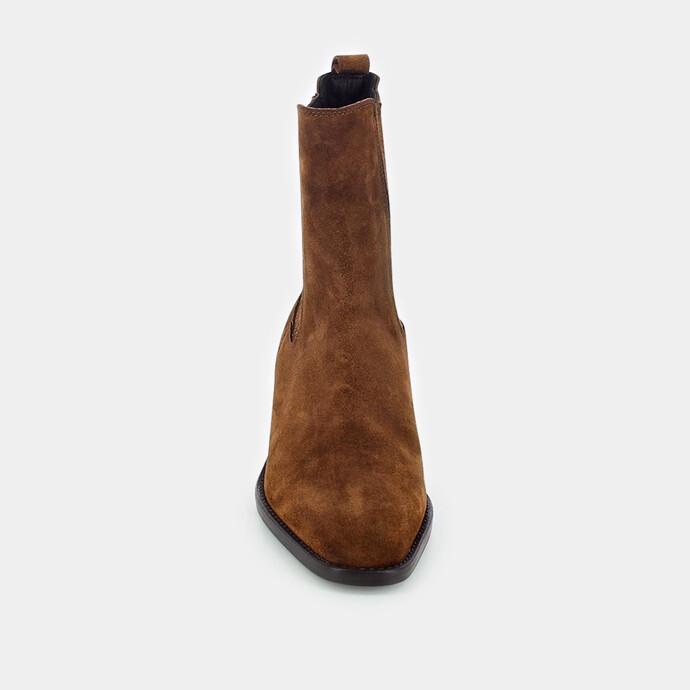 Bottines à talons et fronces  en croute marron
