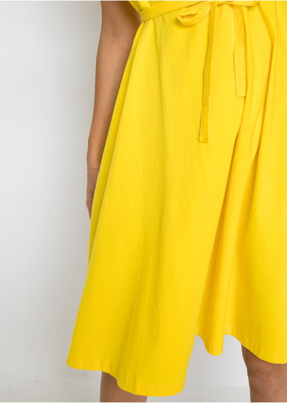 Robe avec ceinture
