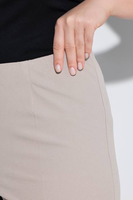 7/8-Hose, schmales Bein, Elastikbund, graubeige