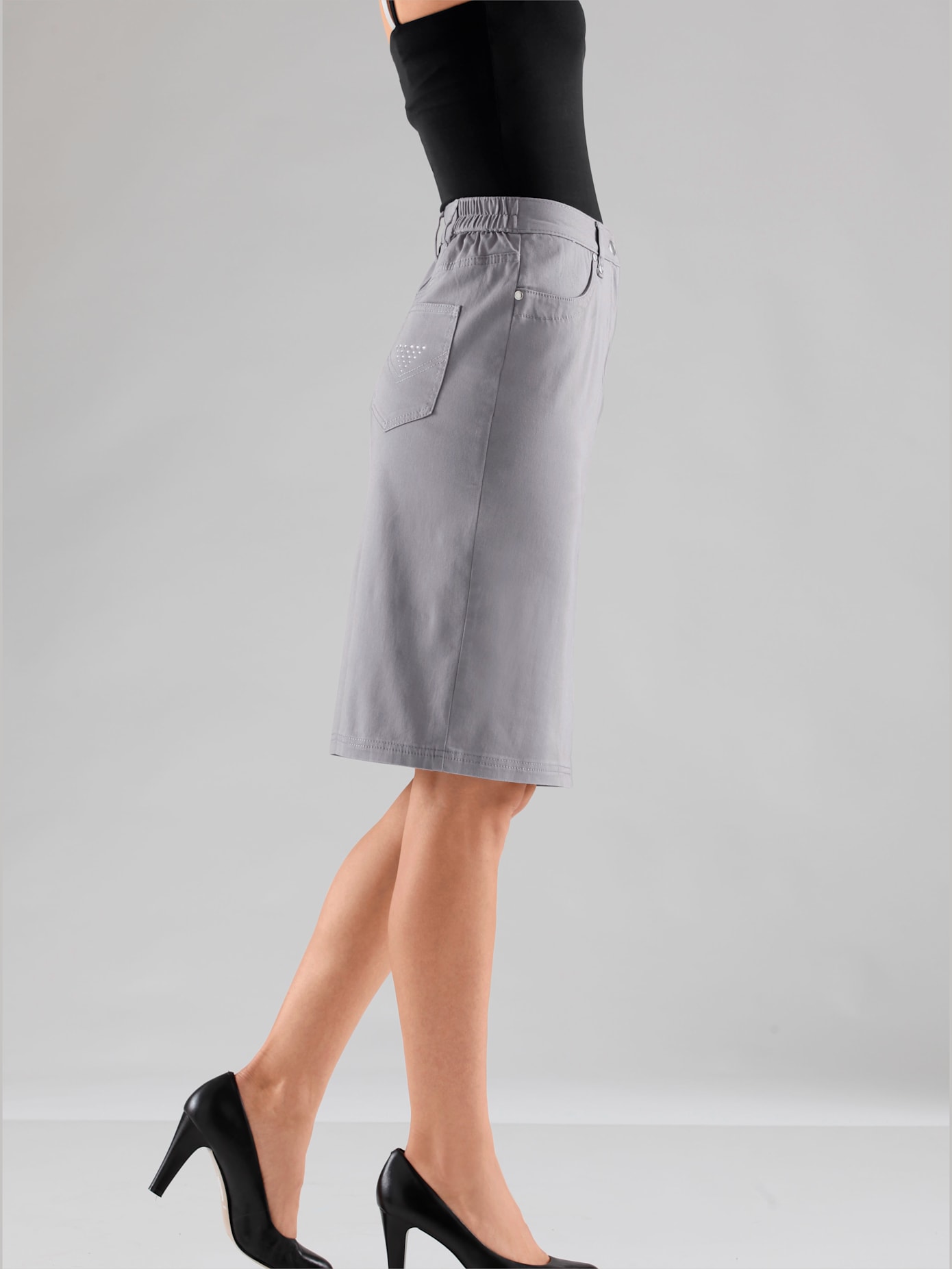 Jupe chic droite avec poches strass fantaisie