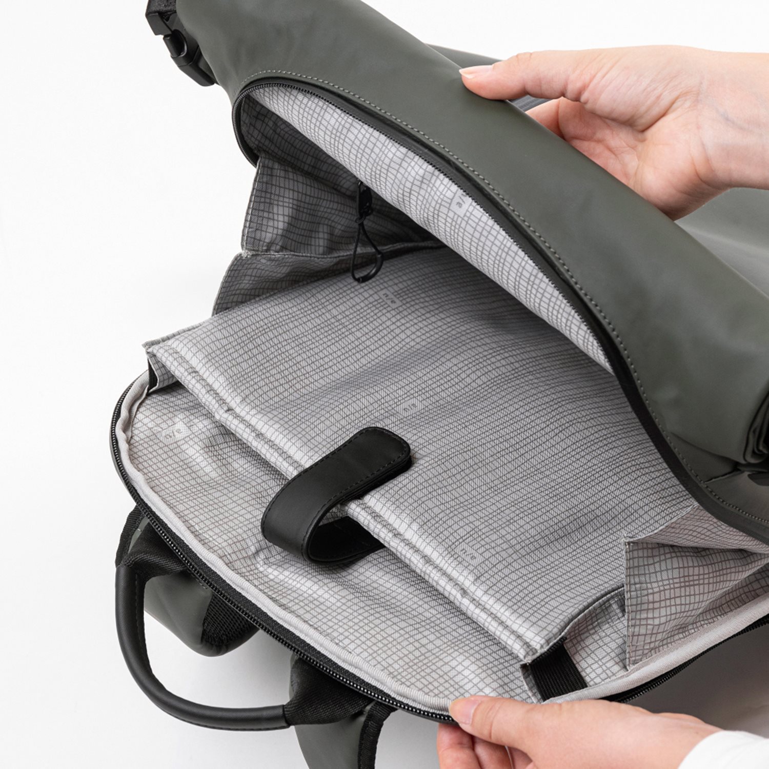 Aunts & Uncles Fukui Japan Nishi Backpack 15