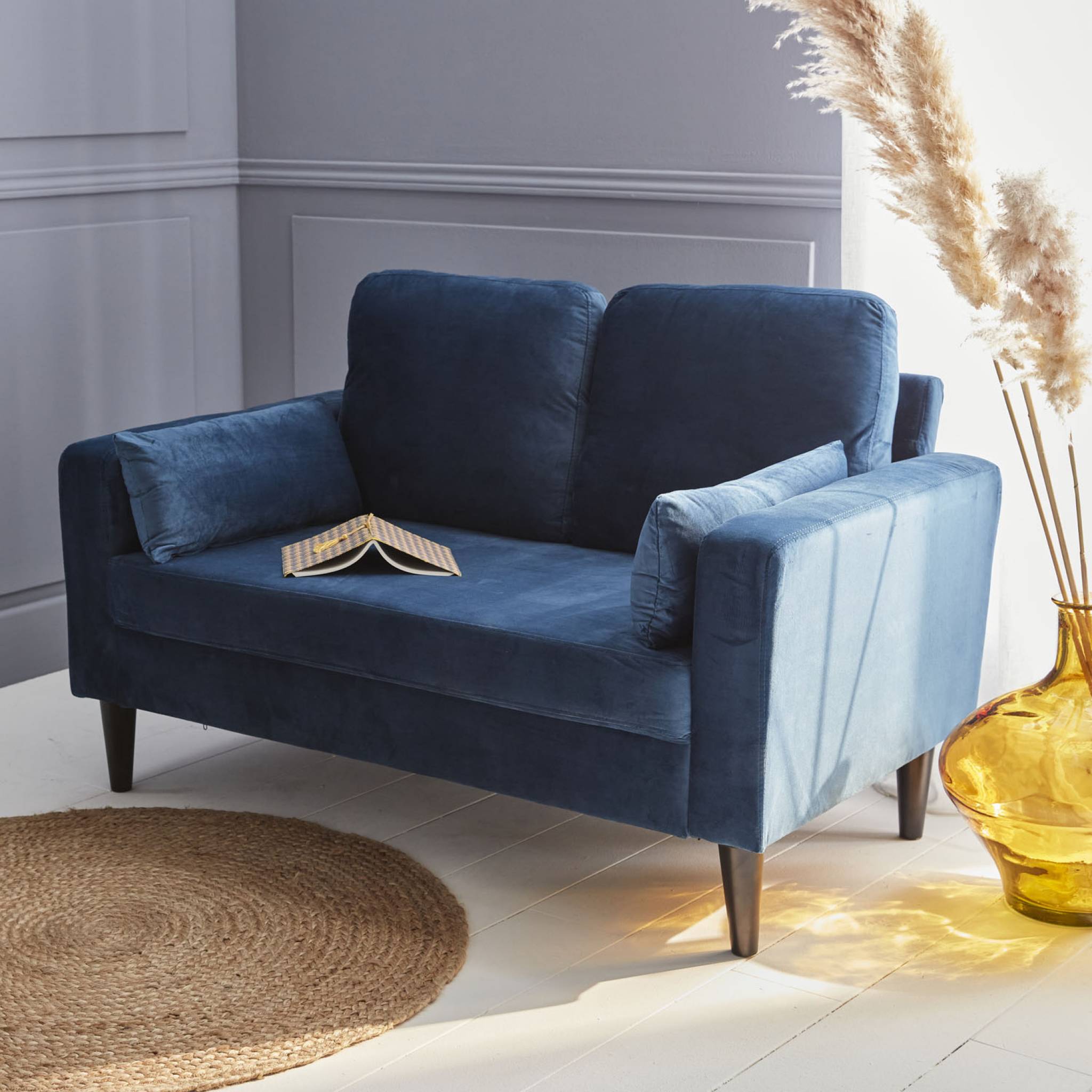 Canapé en velours bleu- bjorn - canapé 2 places fixe droit pieds bois style scandinave