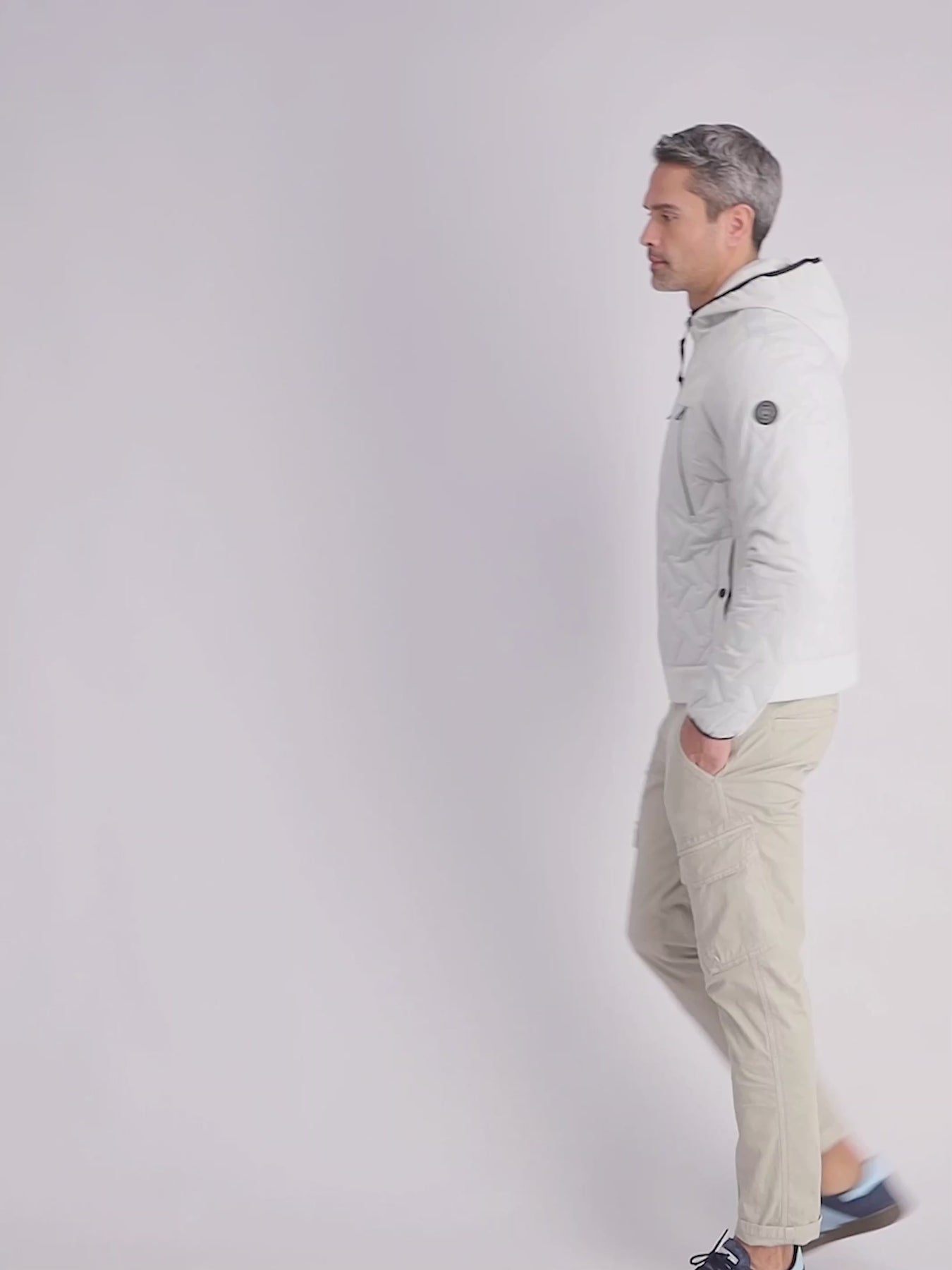 Herren Steppjacke mit Kapuze