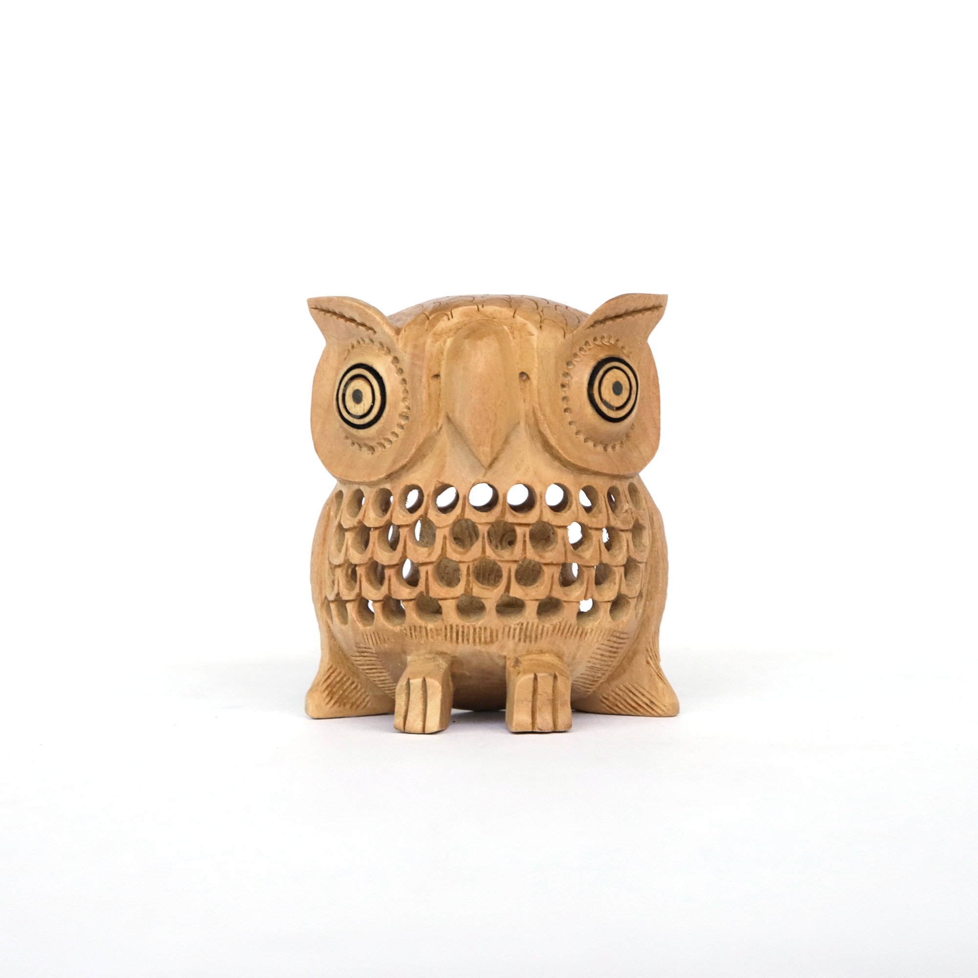 Eule in Eule aus Holz, H 7,5 cm, B 6,8 cm, T 3,9 cm von fischer's lagerhaus