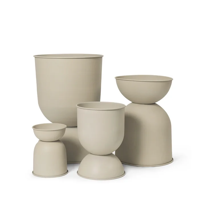 Ferm Living - Hourglass Blumentopf medium, Ø 41 x H 59 cm, schwarz / dunkelgrau
