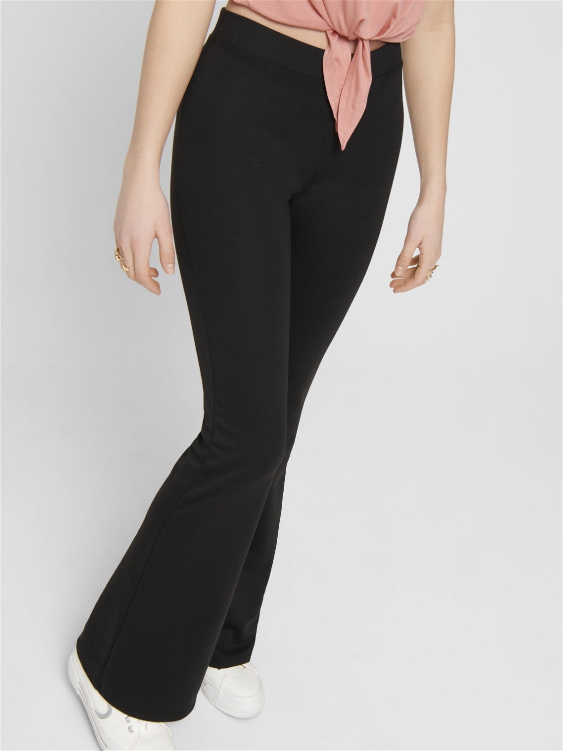 ONLFEVER Mittlere Taille Normal geschnitten Hose mit weitem Beinschnitt Black