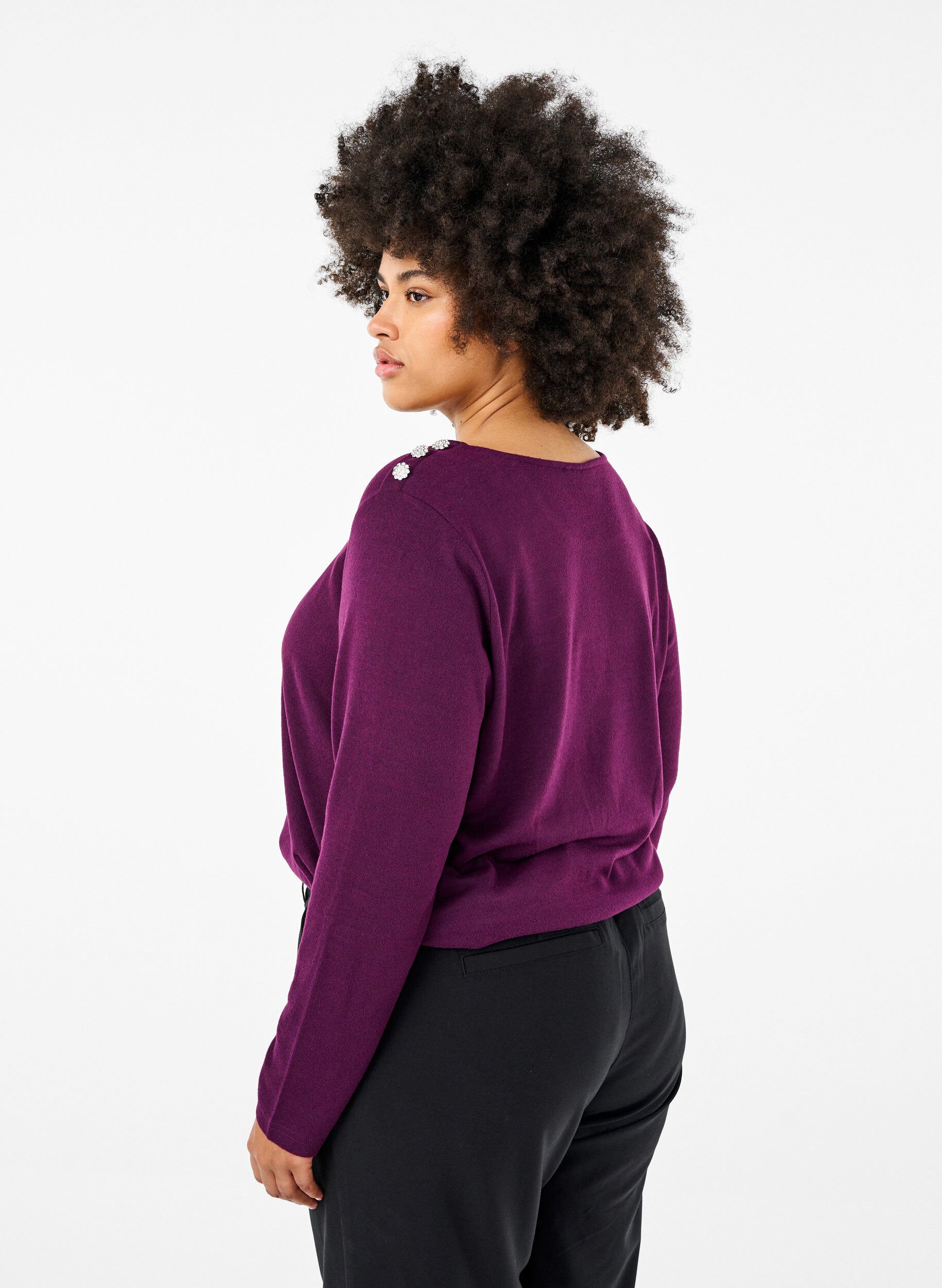 Bluse med pynteknapper