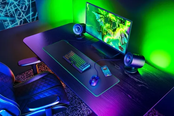 Razer Nommo V2 - Højttalersystem - til PC - 2.1-kanal - trådløs - Bluetooth - USB