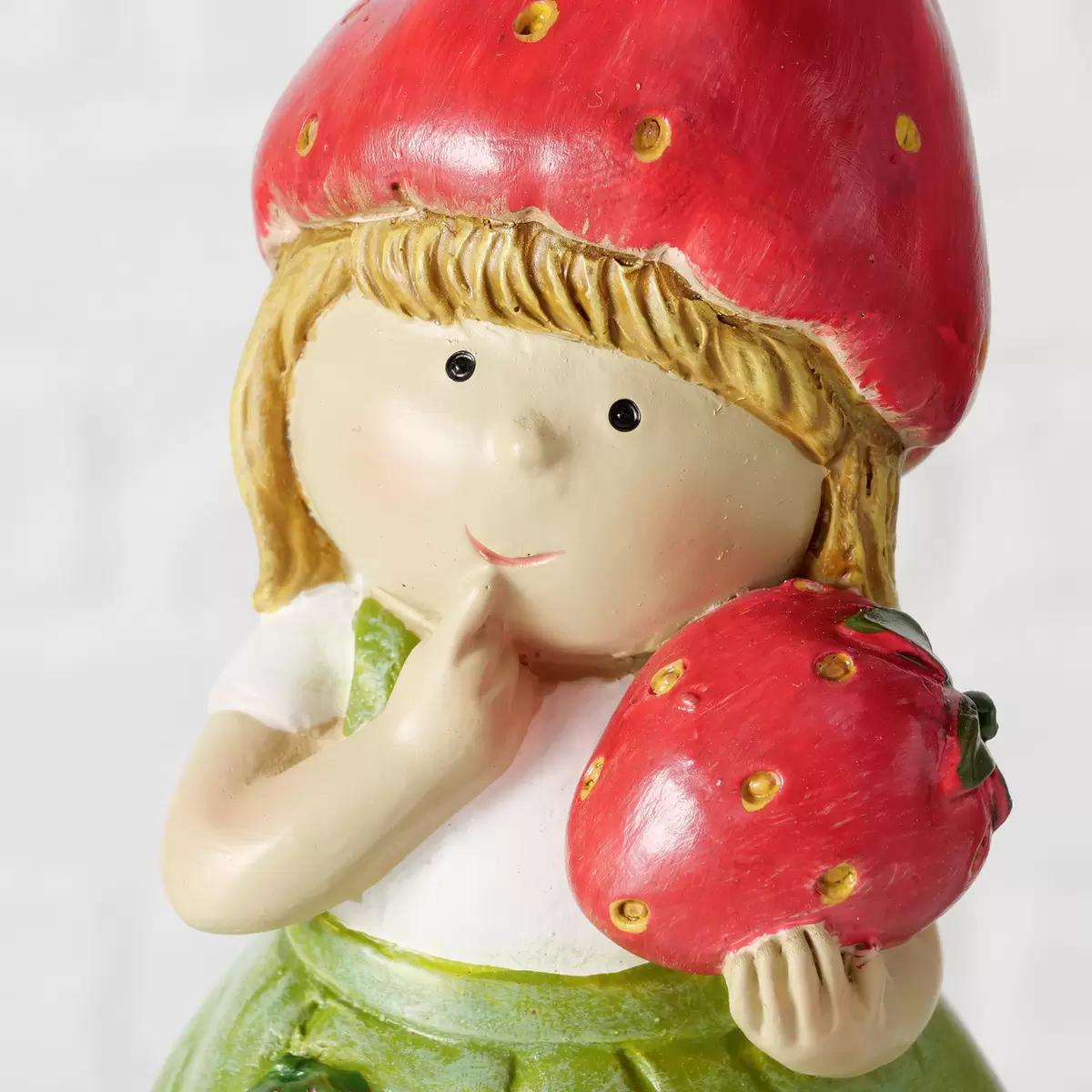 Kind Erdbeere Emily Bunt