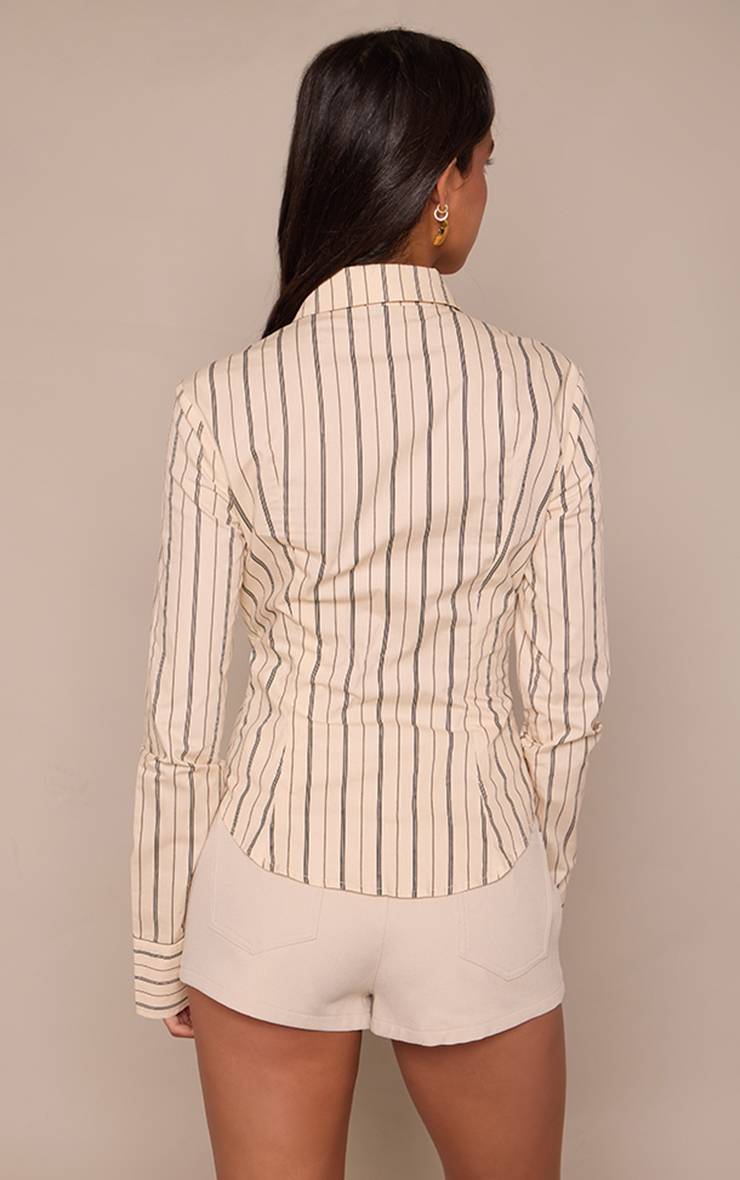 Crème Chemise Ajustée À Rayures Avec Détail Nœud