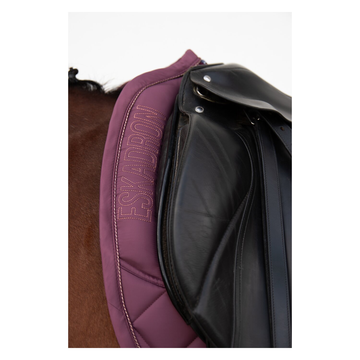 ESKADRON Schabracke Highgloss Avantgarde  - cassis