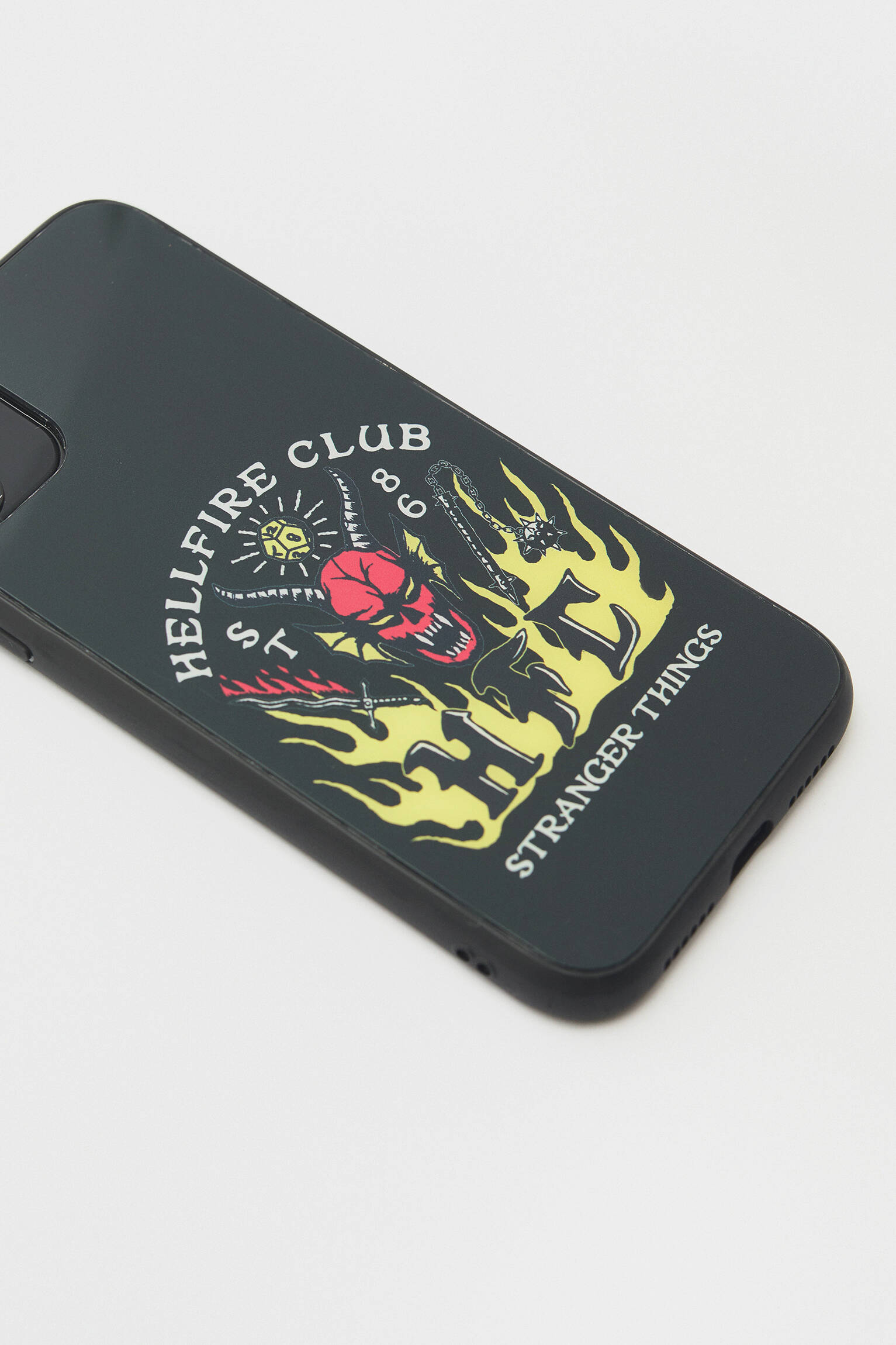 CAPA PARA SMARTPHONE DE STRANGER THINGS - PRETA