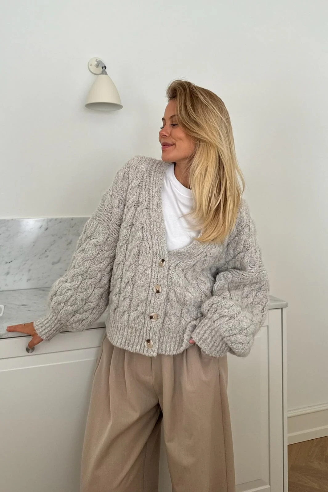 BYIC Siggaic Cardigan