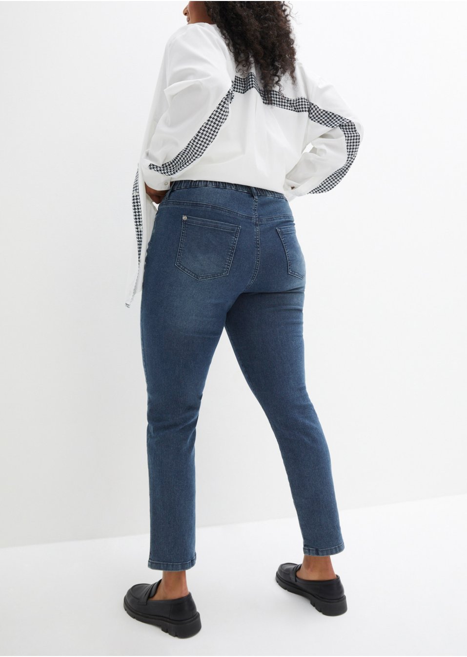 Jean taille extensible avec détails brillants