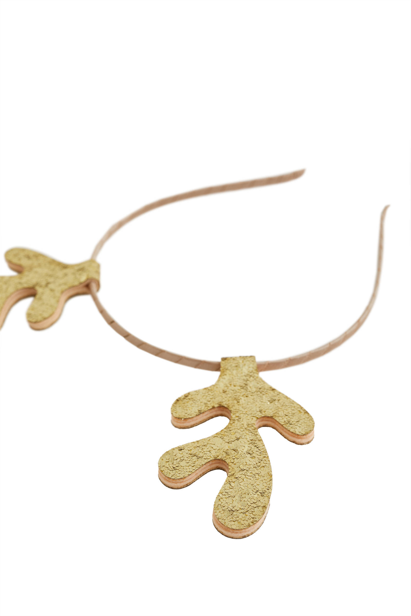 WE Fashion goudkleurige haarband met pailletten