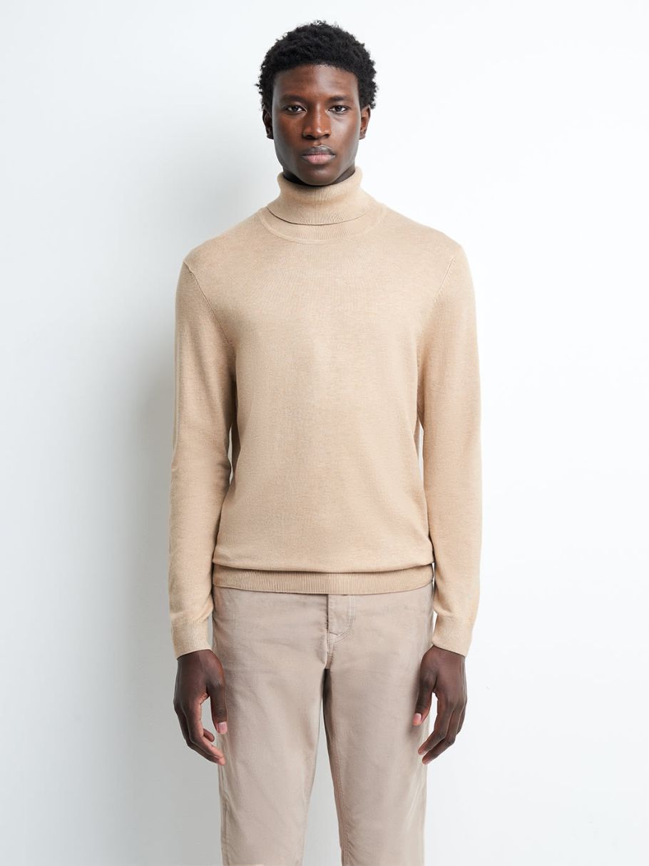 Pull col roulé en viscose certifiée