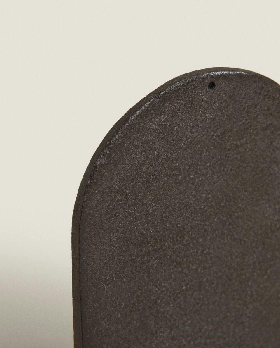 SUPORTE DE LIVROS DE FERRO