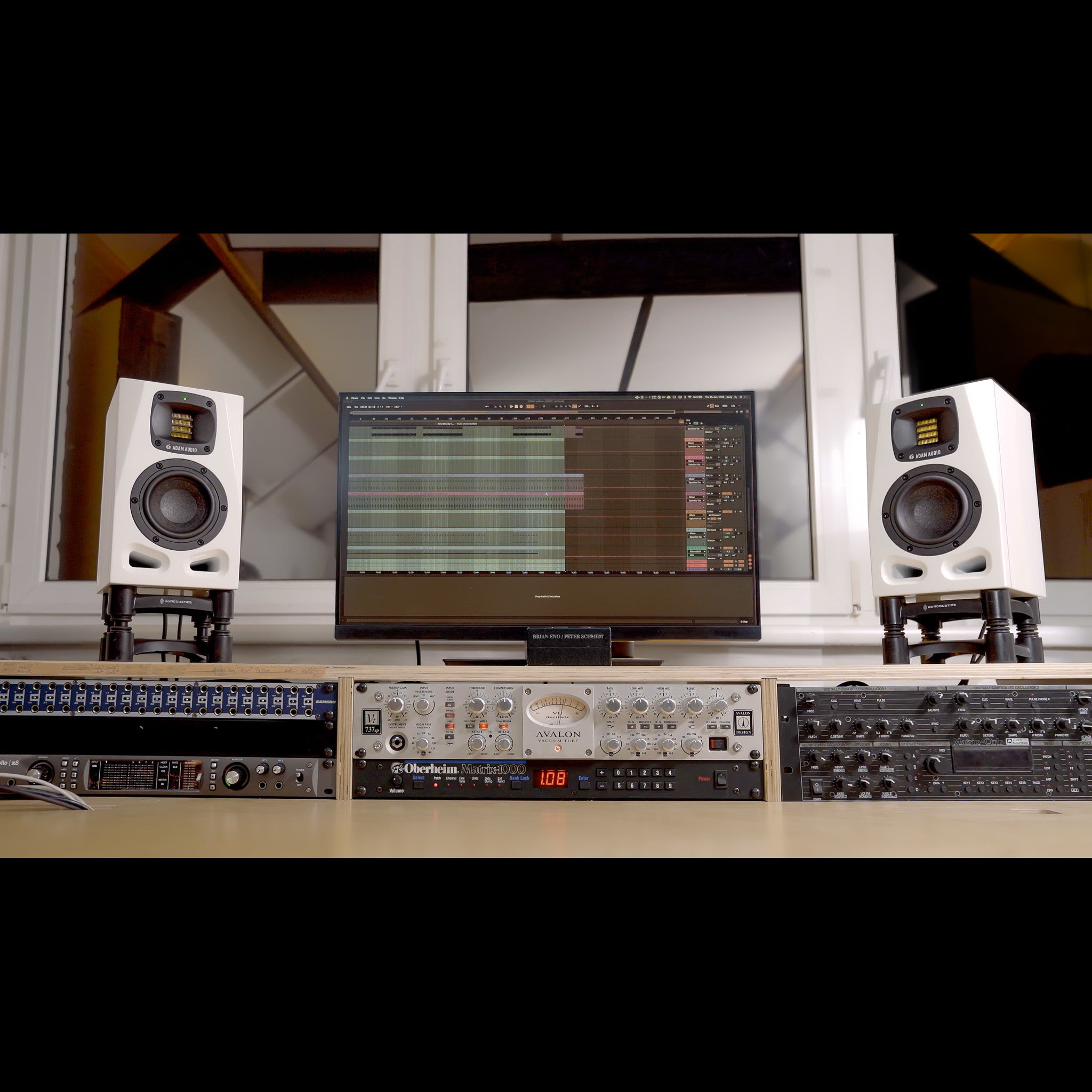 Adam A4V White actieve studiomonitor (per stuk)