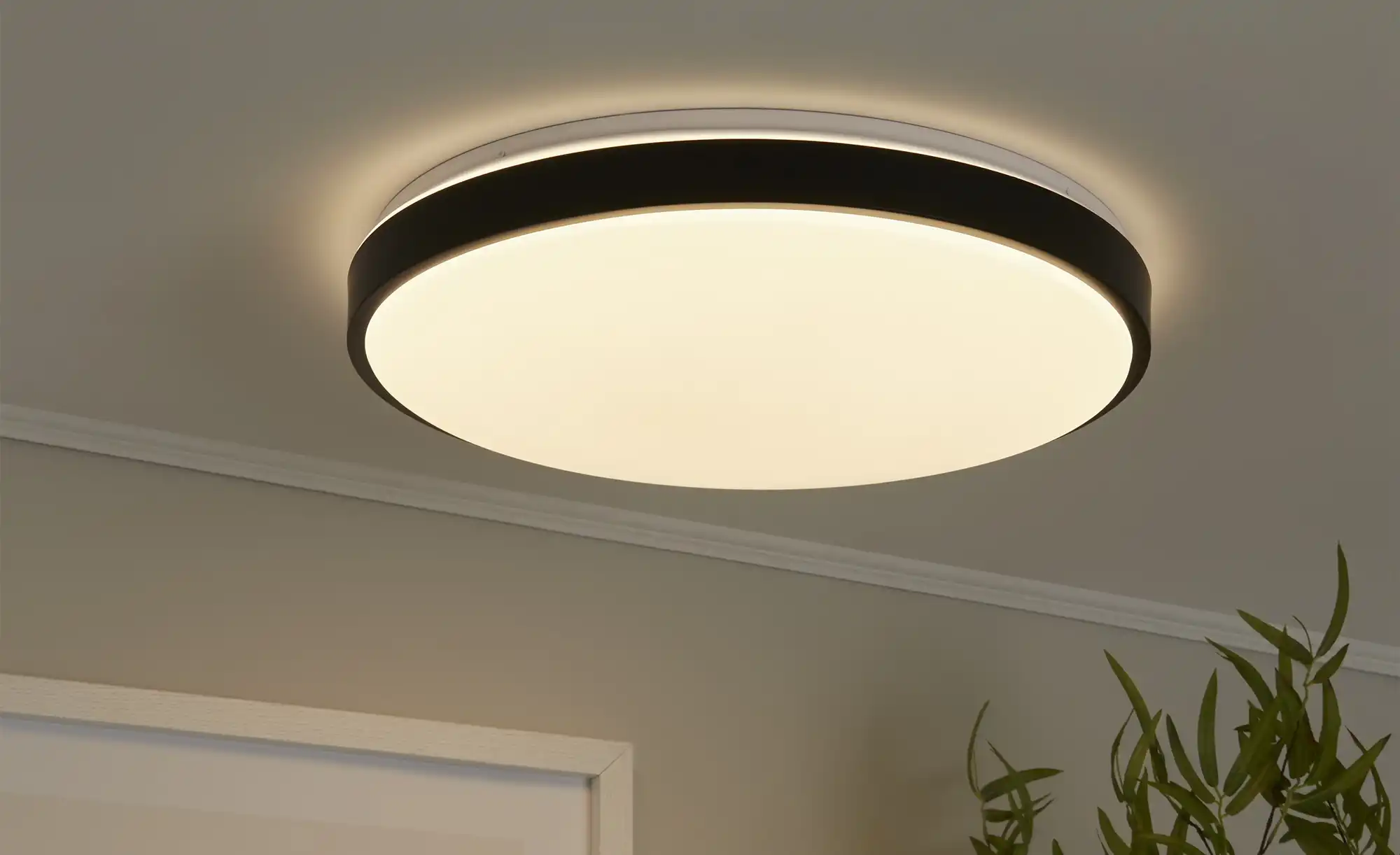 KHG LED-Deckenleuchte schwarz/weiß mit Funktion