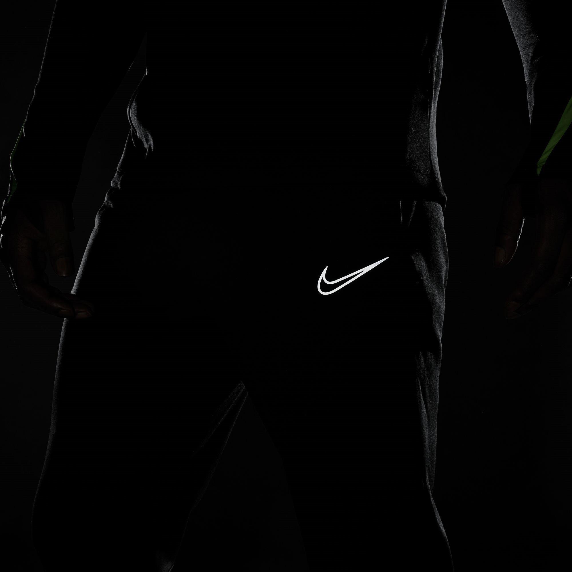 Nike Nike Academy Winter Warrior Men's Therma-FIT Soccer Pants