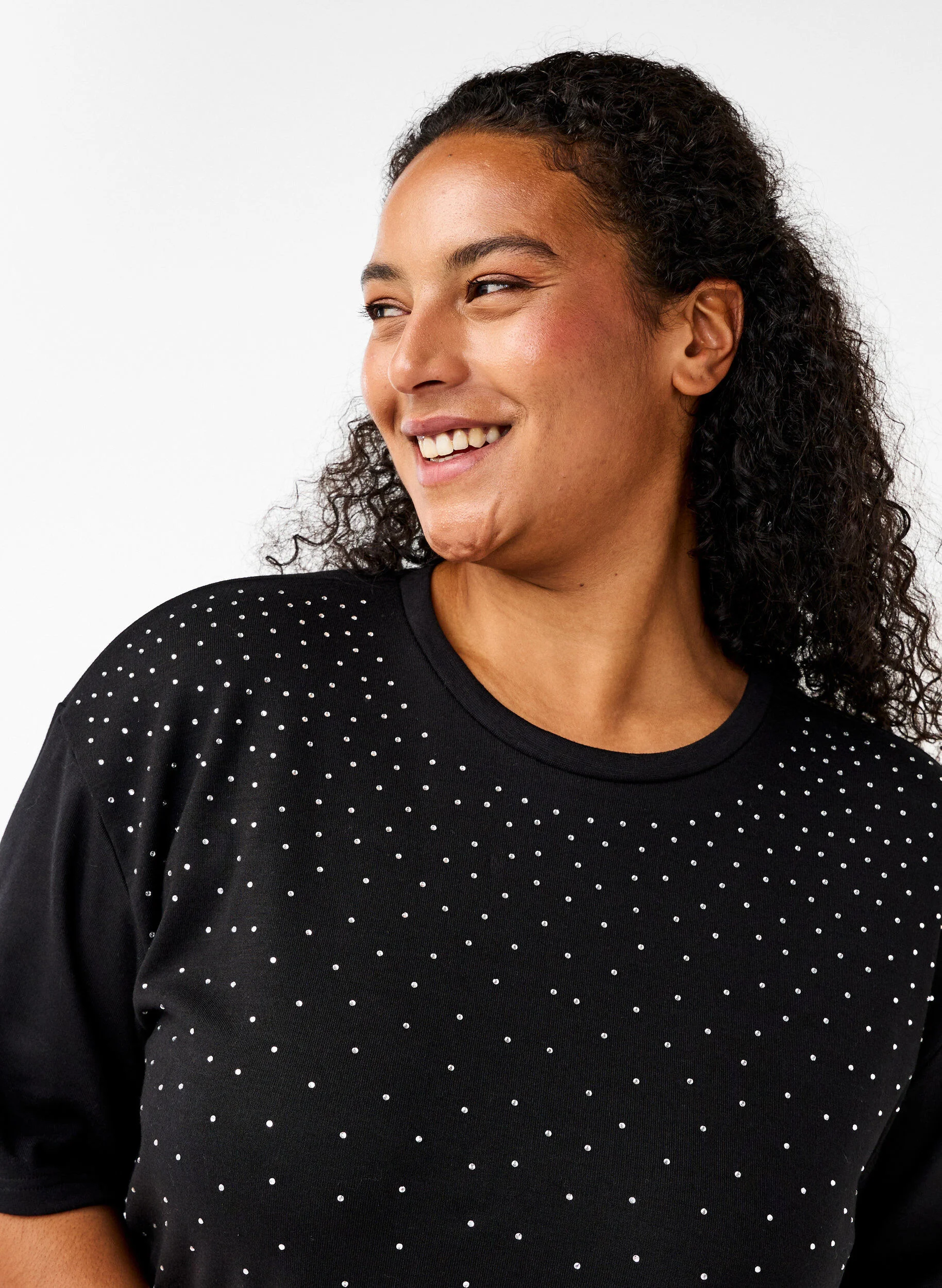T-shirt med rhinsten og rund hals