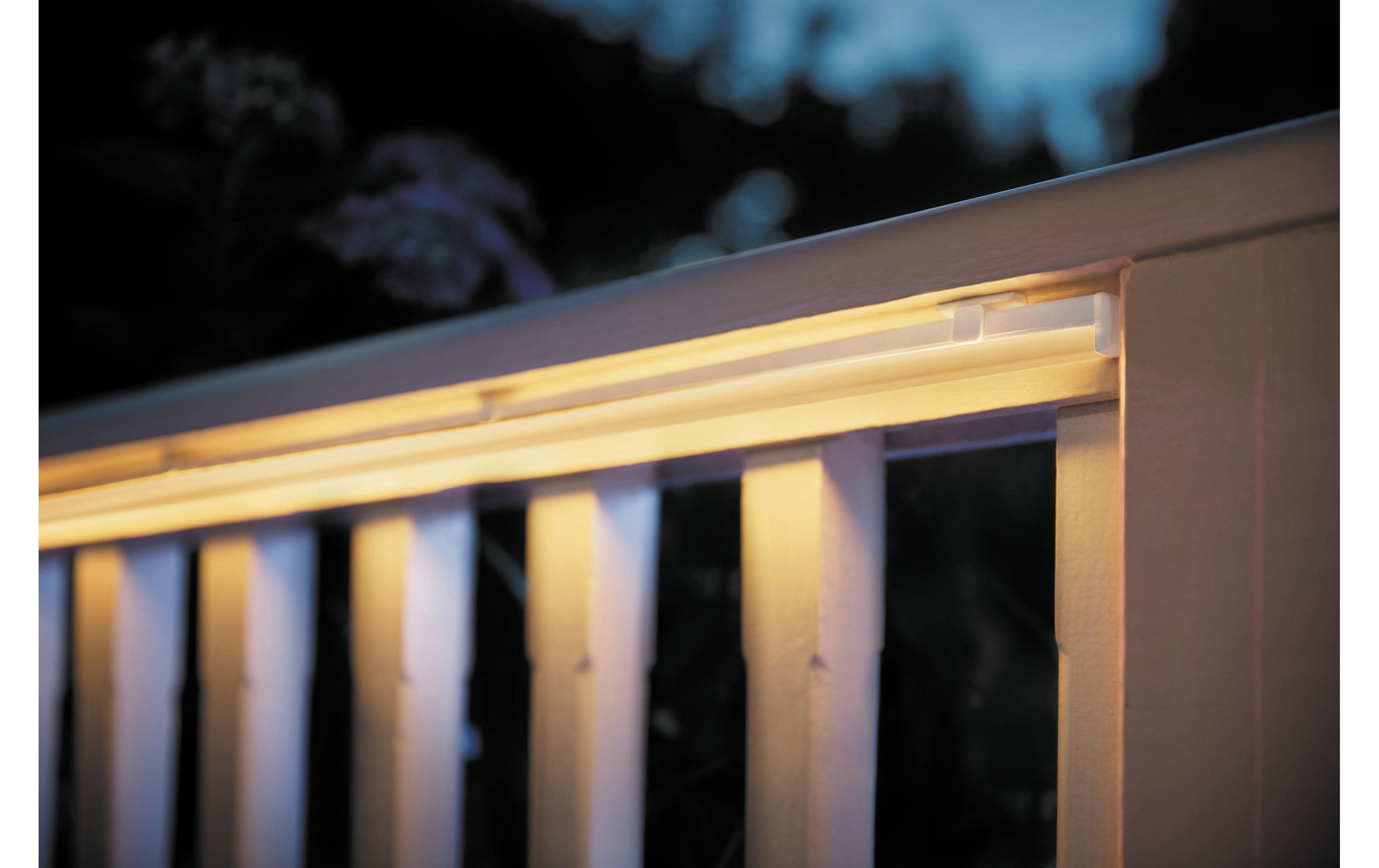 White & Color Ambiance Lightstrip Outdoor 5m Niedervolt<br>Philips Hue Lightstrip Outdoor 5 m White & Color Ambiance
