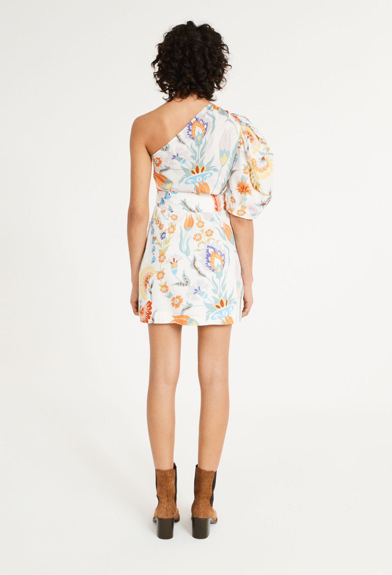Robe asymetrique
