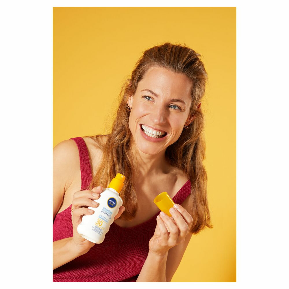 Nivea Sun Sensitive Soothing Zonnespray SPF 30200 ml