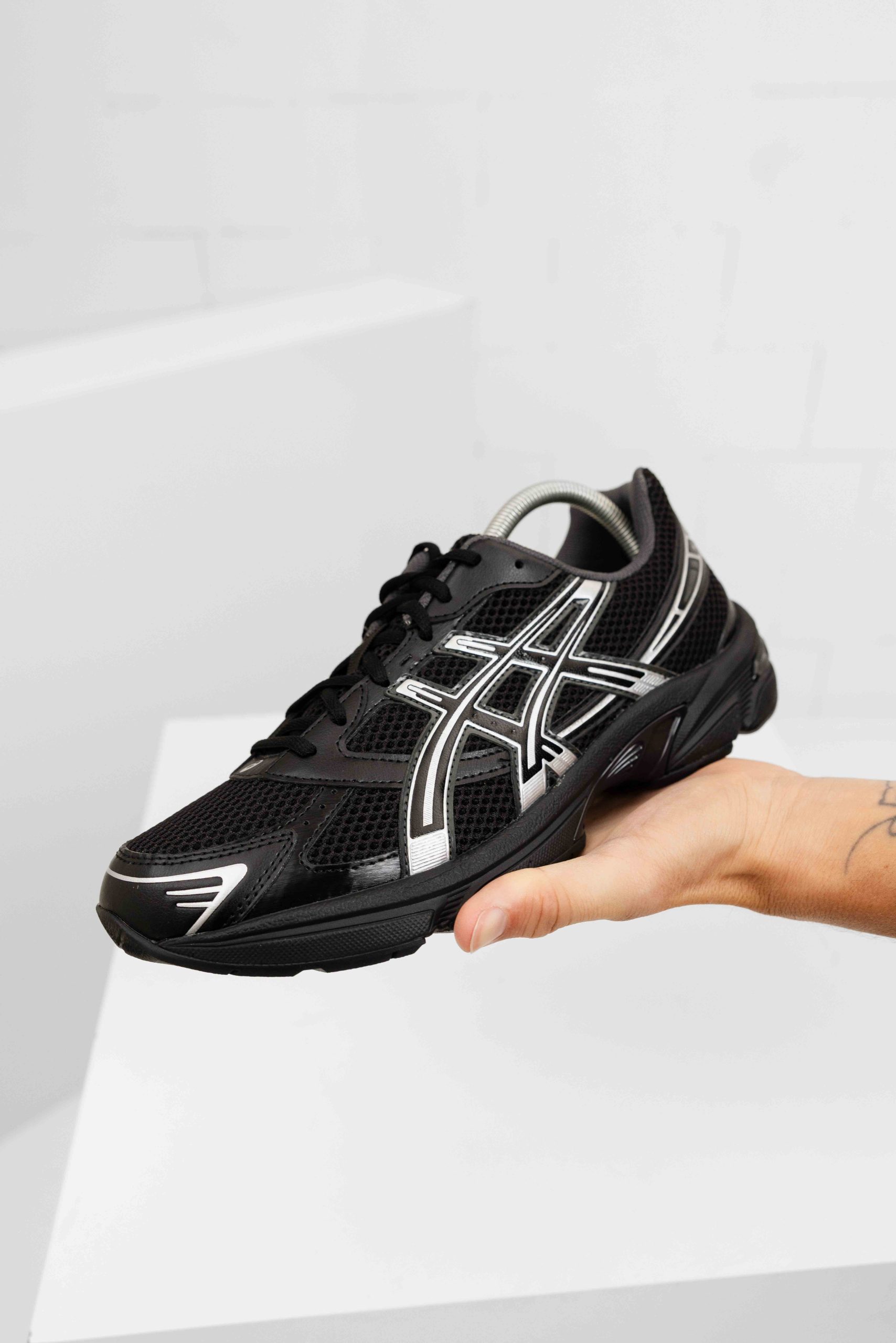 Asics Gel-1130 Sneakers Zwart/Zilver