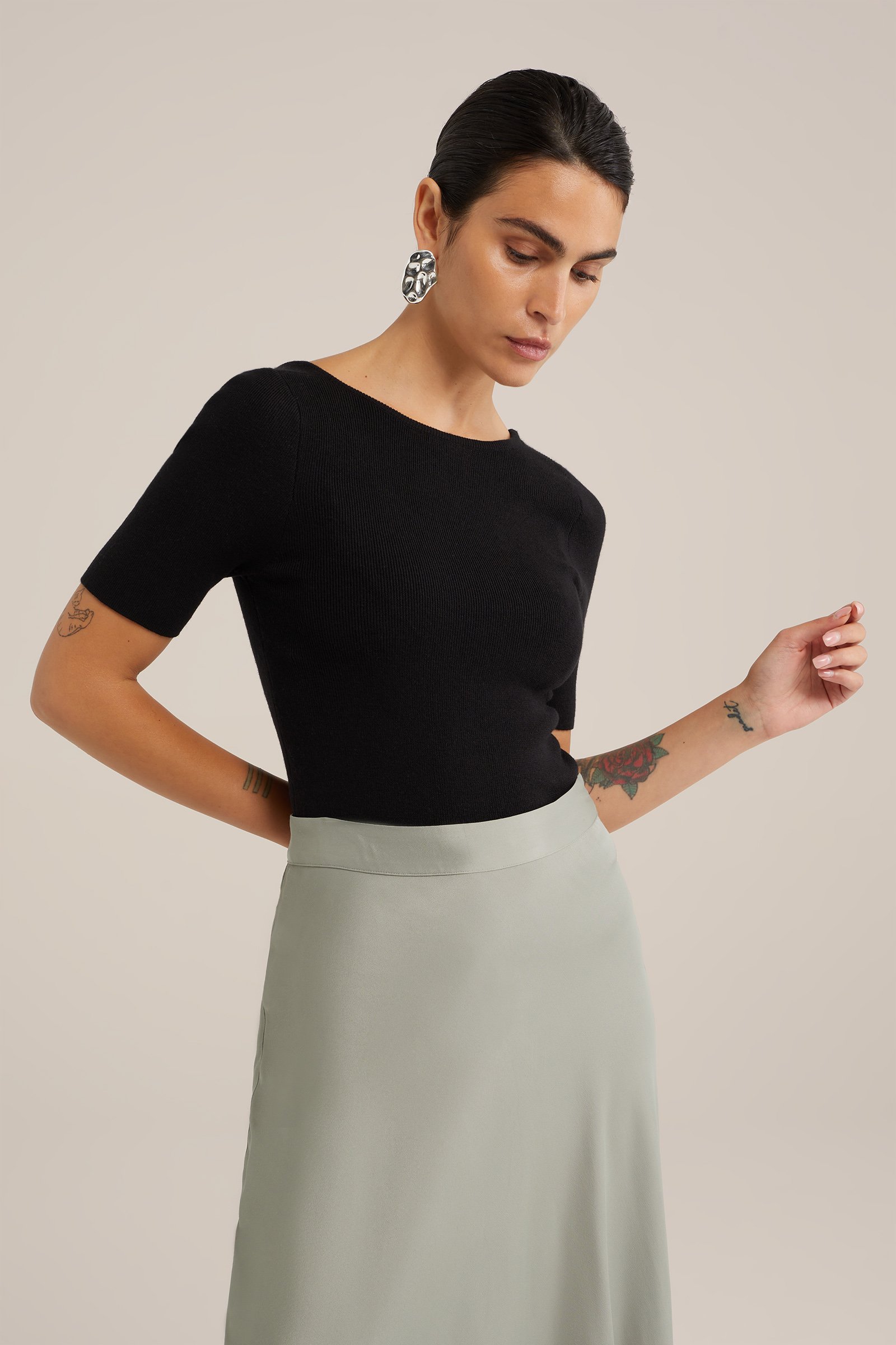 top WE Studio Zwart