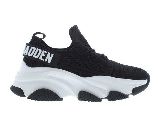 Steve Madden Protege e Sneakers.