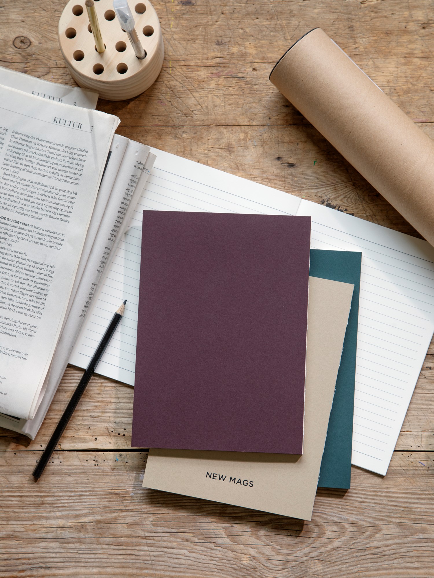 Softcover Notesbog | Papir. 15 x 21 x 0,8 cm. 80 sider.  | Bordeaux | New Mags