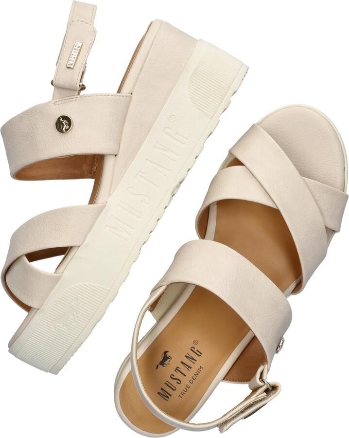 Mustang Sandalen Plat Sandalen Plat gebroken wit