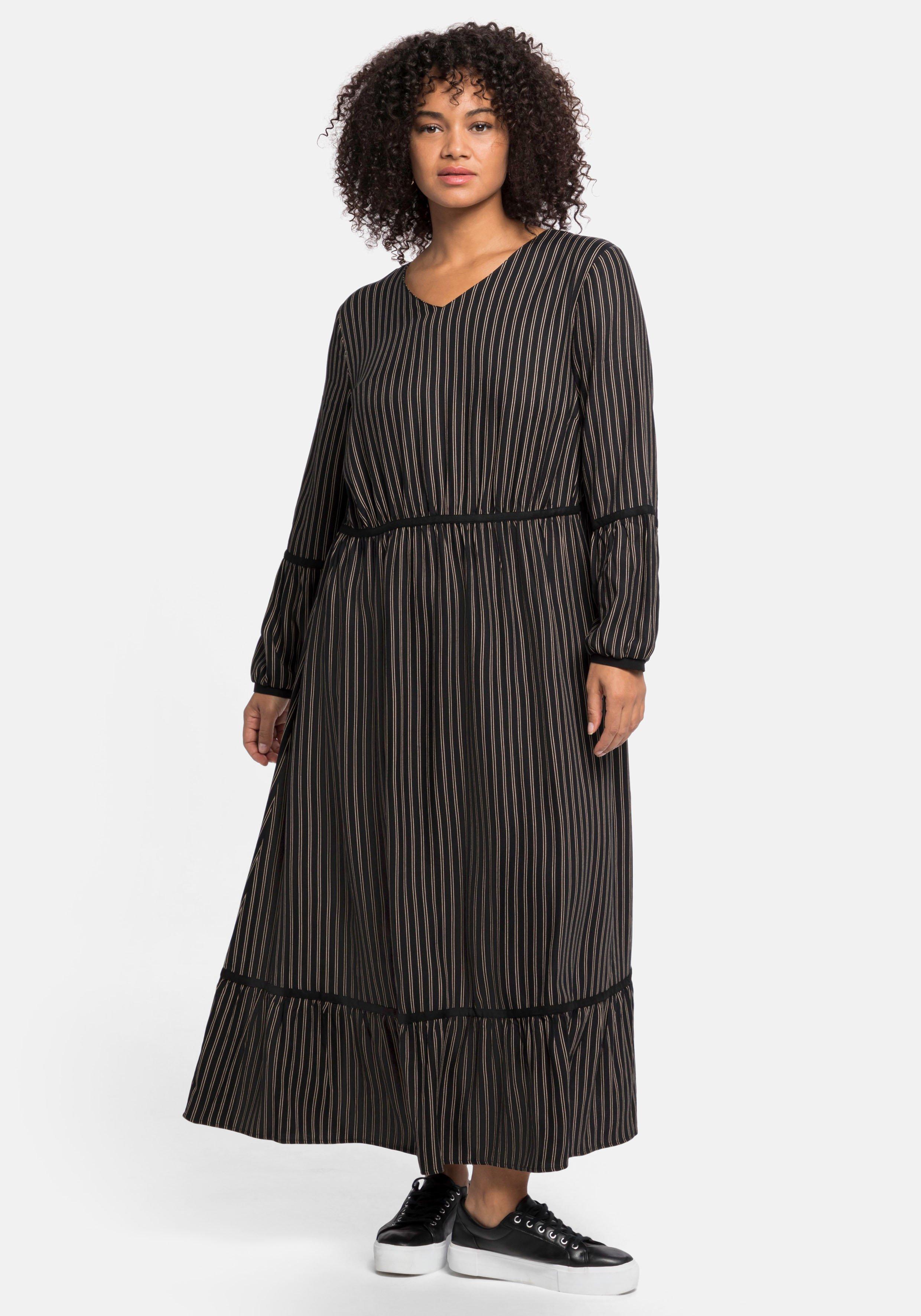 Maxikleid mit Streifen und Zierblenden