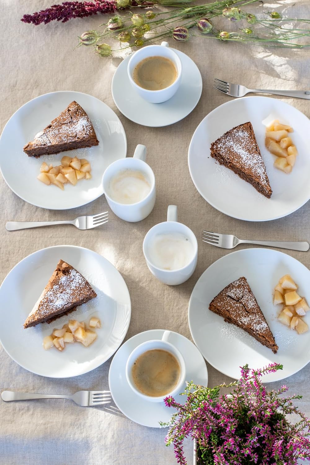 Mäser, Serie Alesia, Porzellan Kombiservice 62-teilig, Basic Geschirr für 6 Personen, das perfekte Starterset, Weiß, Weiss/Opulenter Garten