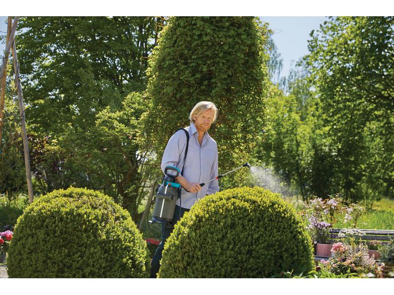 GARDENA Drucksprüher 5 L EasyPump Akkubetriebener Drucksprüher von Gardena