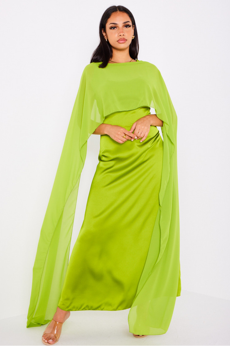 Robe verte ample satinée à empiècement voile