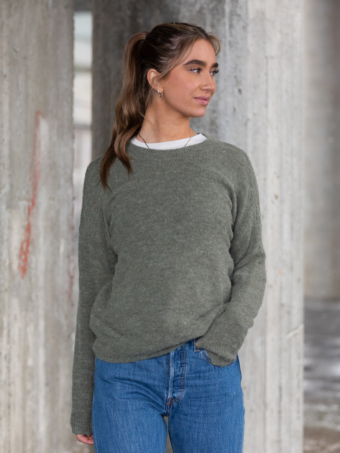 Femme Mohair O-Neck Pullover