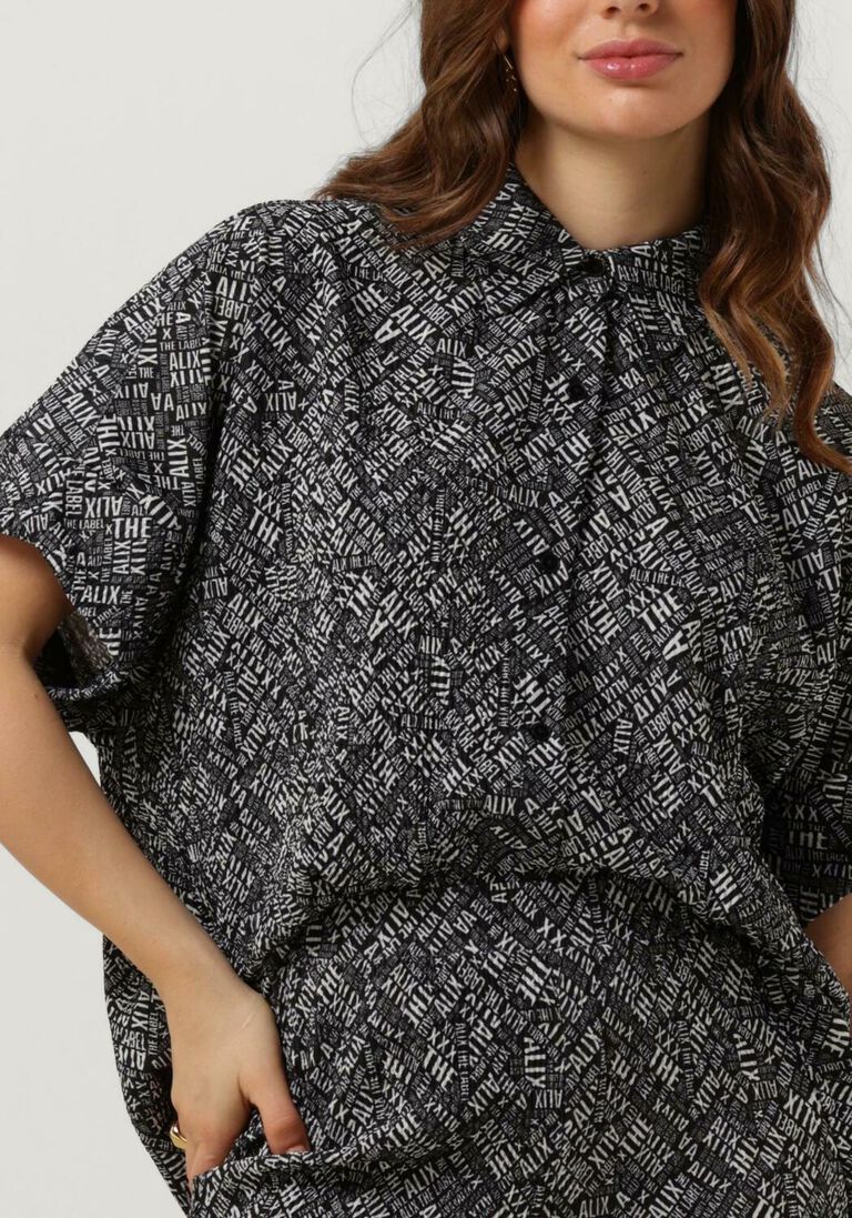 ALIX THE LABEL zwarte alix the label blouse ladies woven crinkle text oversized blouse