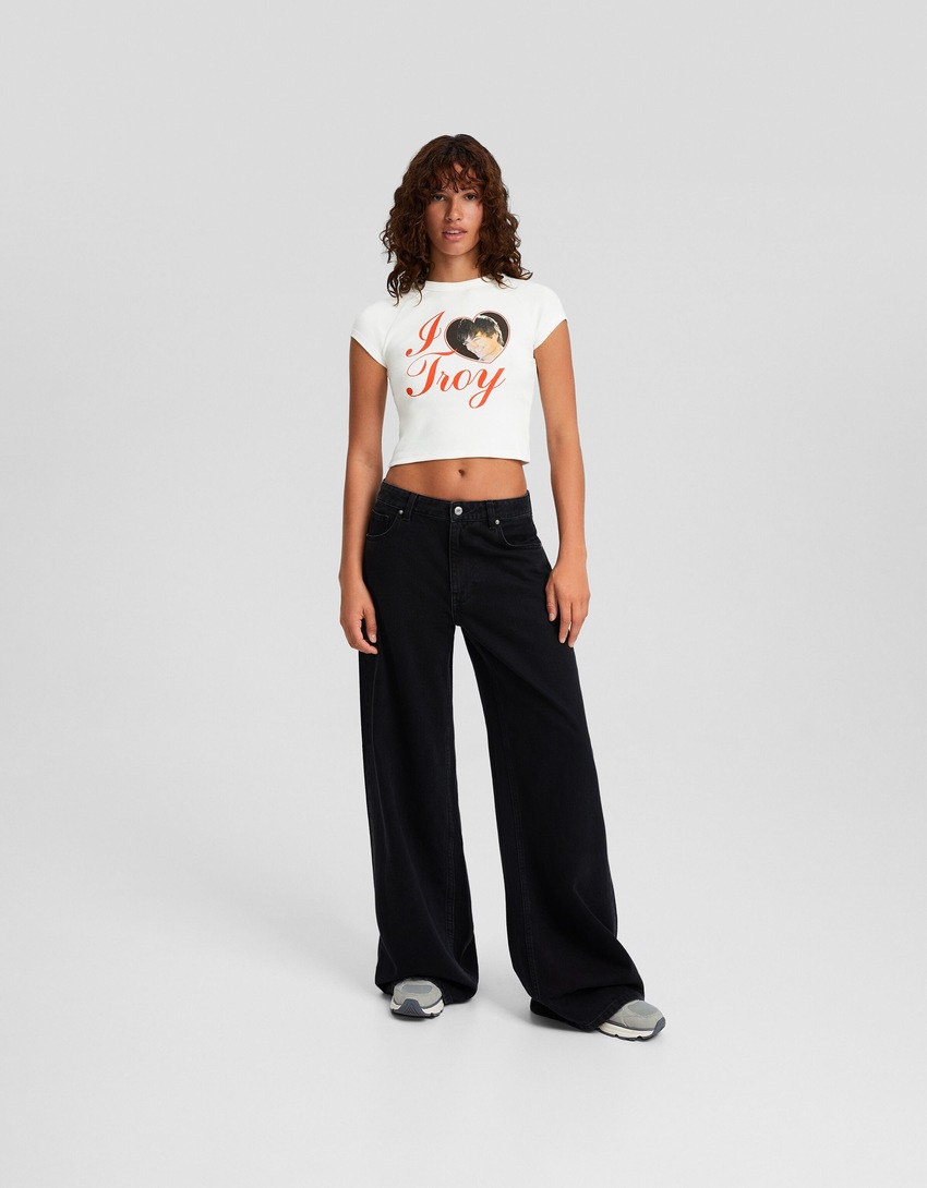 Camiseta de manga curta com estampa de High School Musical