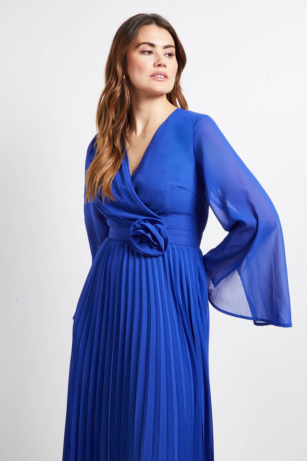 Wallis Robe Midi à Corsage Plissé et Manches Cape