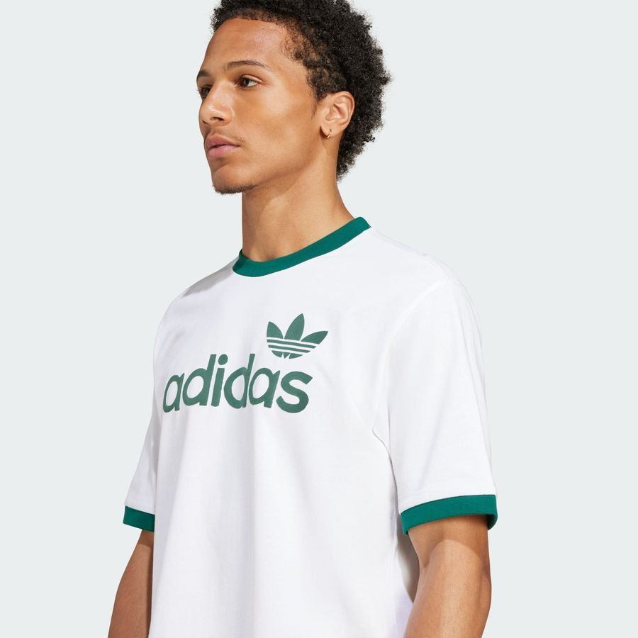 Adidas Original T-shirt Simple