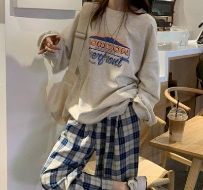Whoosh - Geruite wijde broek / Sweatshirt met print