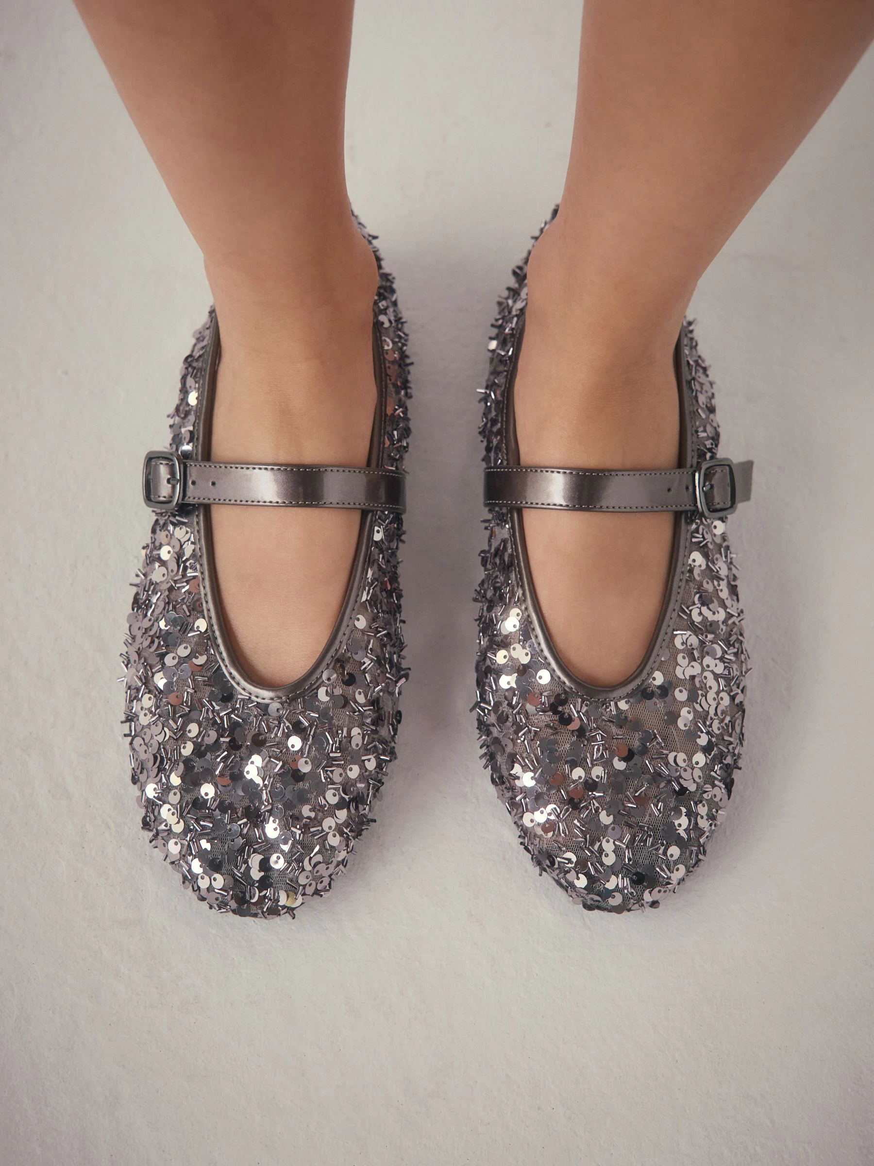 Tinkleurig met lovertjes - Forever Comfort® Embellished Sequin Mary Jane Shoes