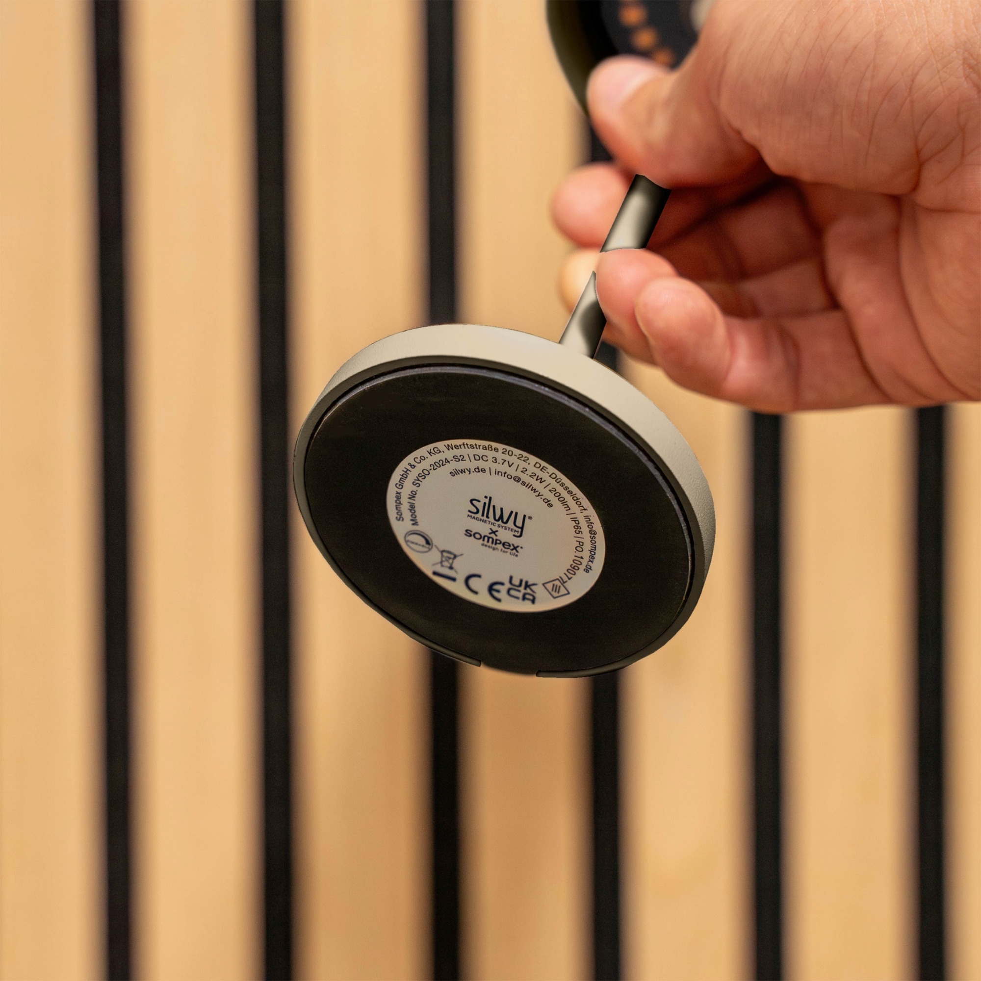 Silwy LED-Magnet-Leuchte Monaco akkubetrieben inklusive Platzset weiß