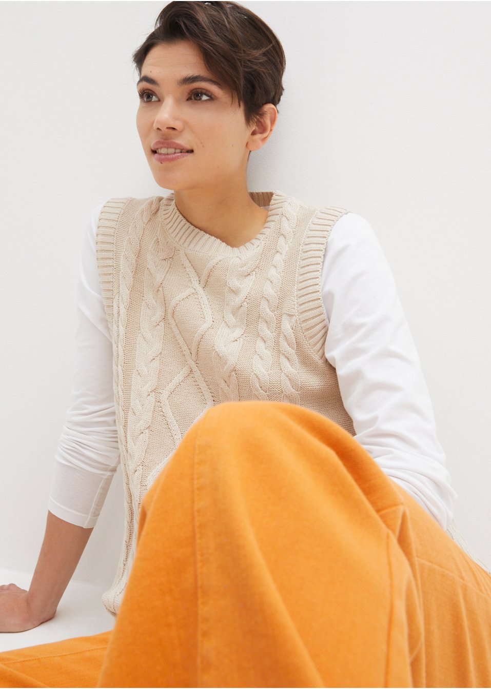 Pull sans manches en maille avec torsades