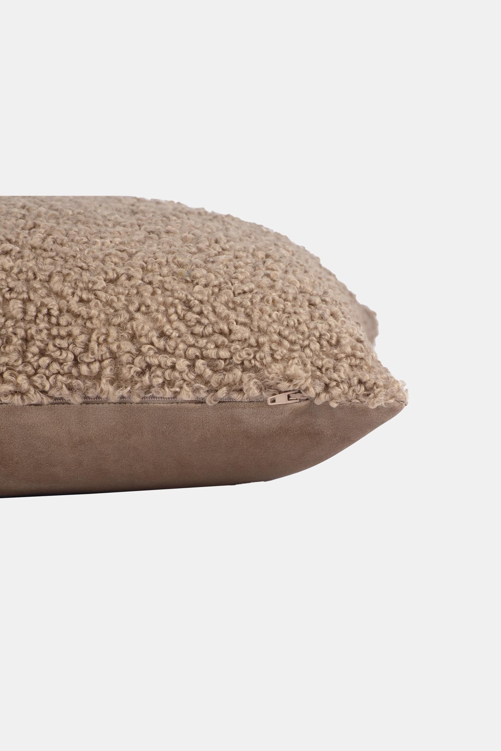 Housse de coussin en peluche