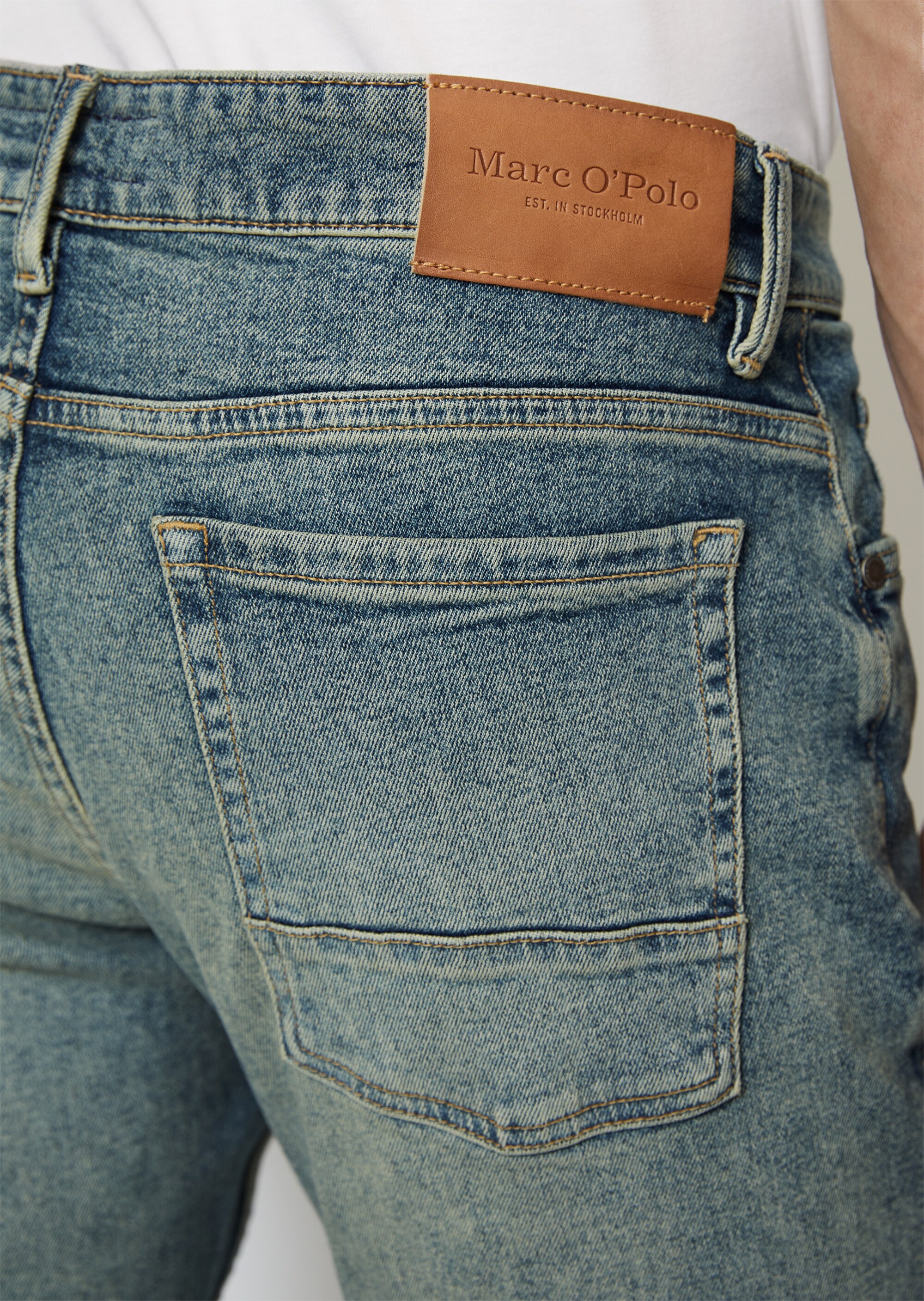 Jeans Modell SJÖBO shaped aus stretchiger Bio-Baumwolle